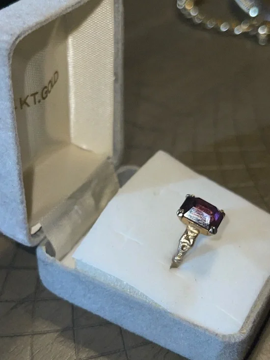 1 ring - Picture 2 of 2